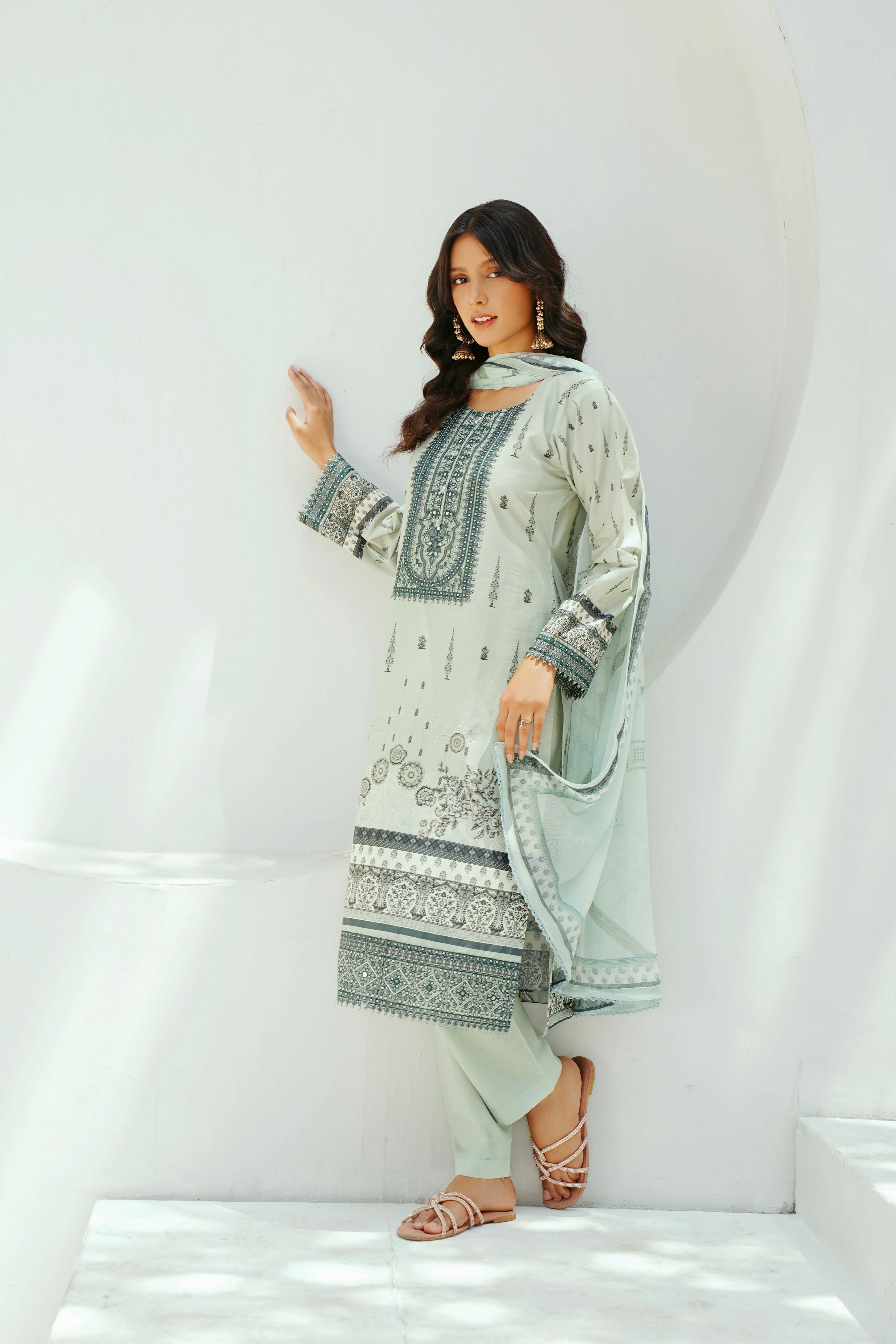 Salwar Suit